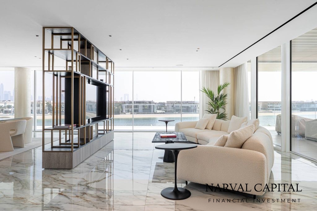 Prestigious 1,563 sq m villa for sale in Dubai2